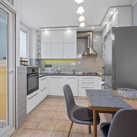 Apartman I Sobe Sofi With Common Kitchen Bathroom And Toilet Zágráb Kültér fotó